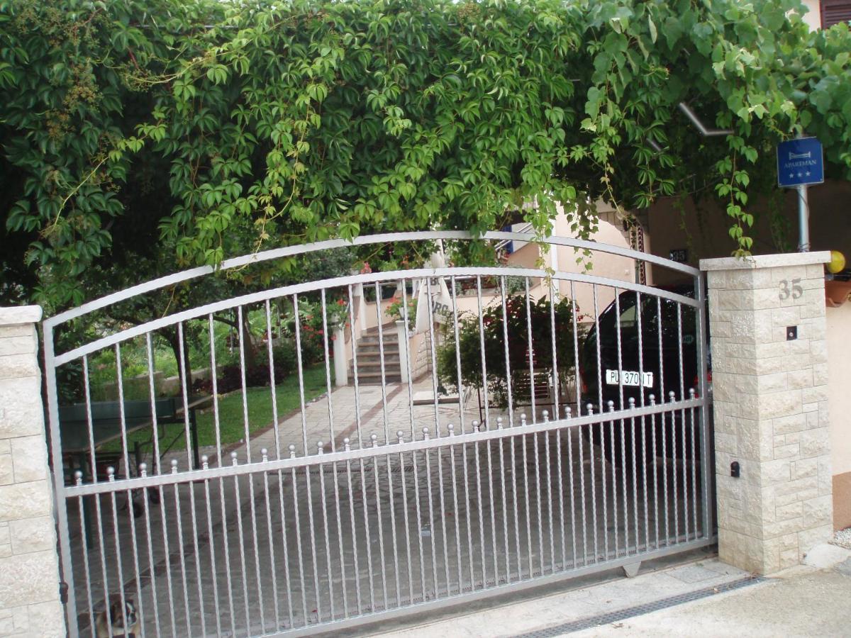 Haus Milan Ap3 Appartement Fažana Buitenkant foto